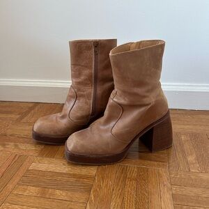 Stylish Tan Leather Ankle Boots